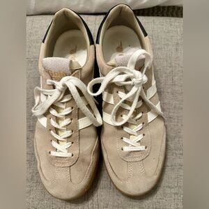 Gola Classics Women's Cyclone Sneakers in Bone/Off White/Black